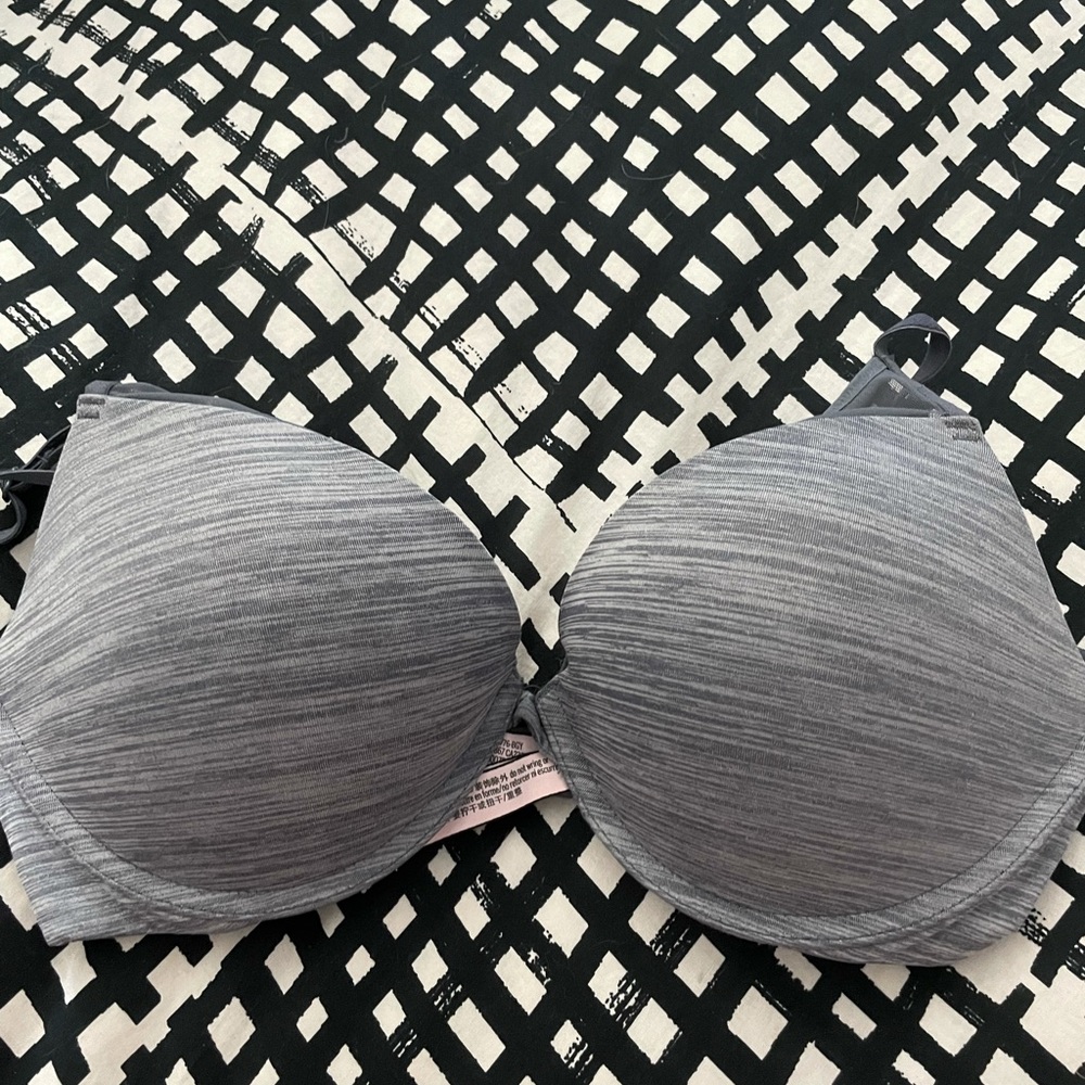 Victoria’s Secret push-up Bra